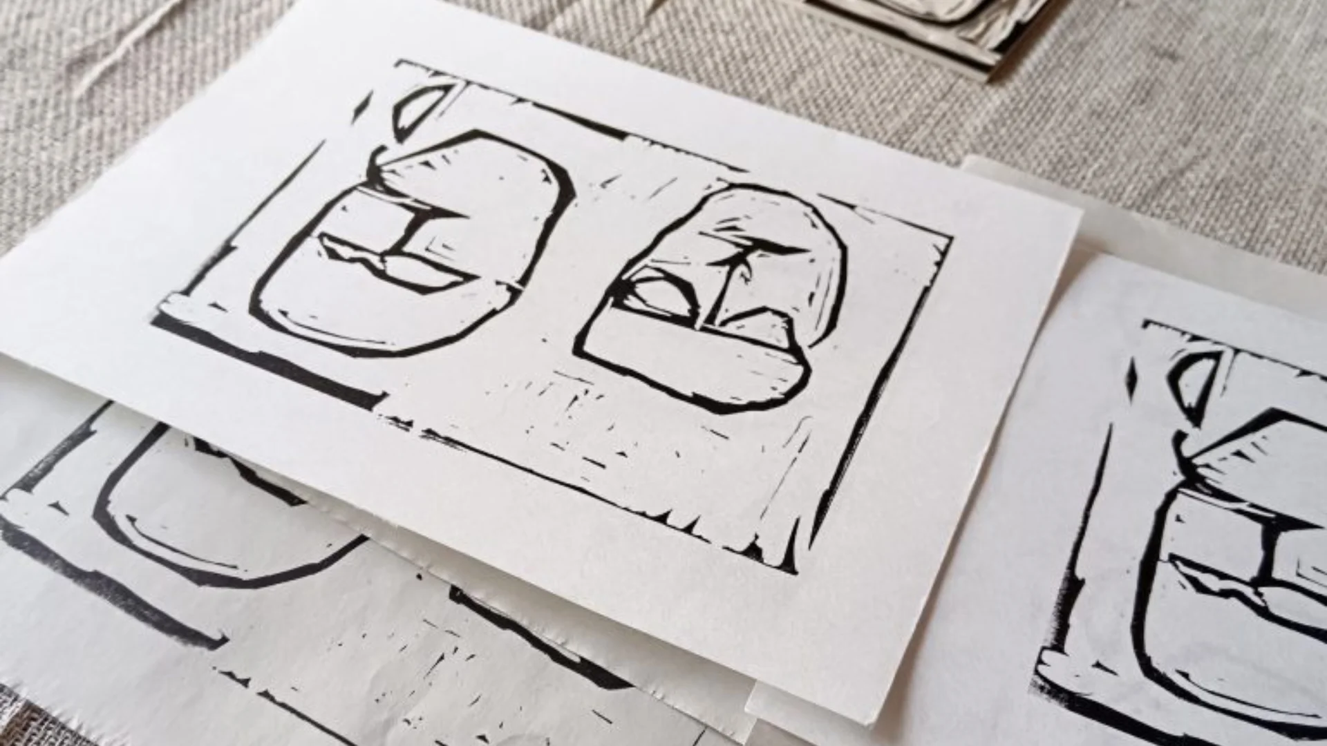 Close up on images on lino